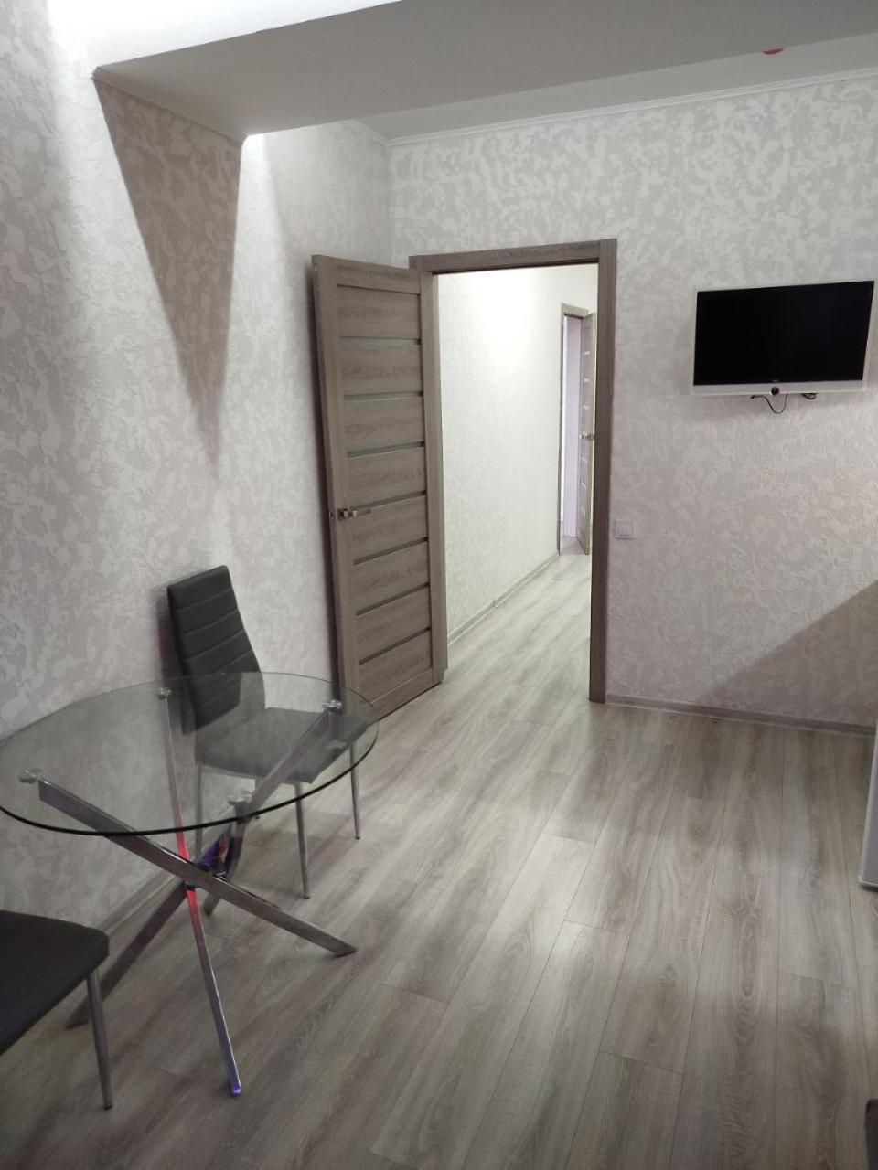 Apart-Hotel Sky Yuzhne Exterior foto
